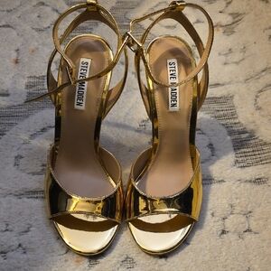 Steve Madden Metallic Gold Heels